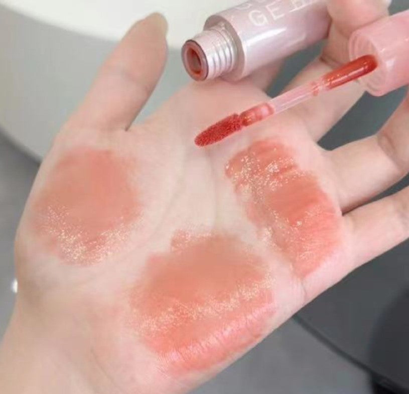 LIP GLOSS CON COLOR GEGE BEAR