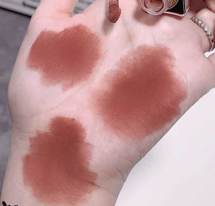 LABIAL LIQUIDO MATE GEGE BEAR